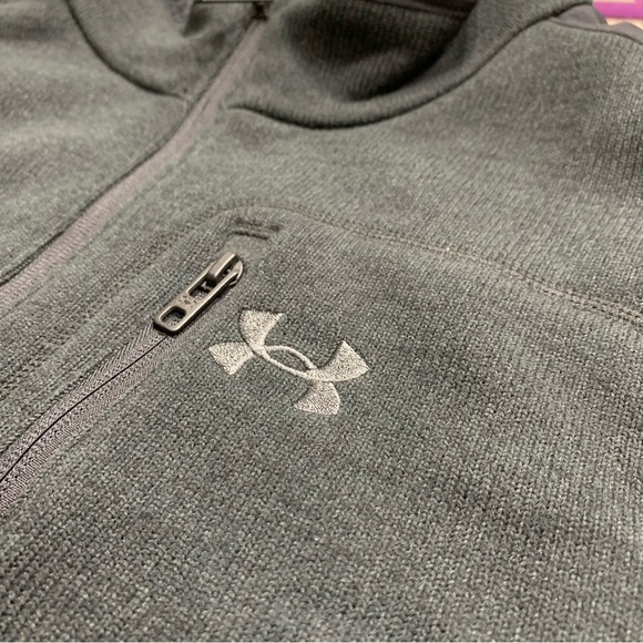 Under Armour Specialist Black Vest Men’s 3XL
NWT - Picture 8 of 12